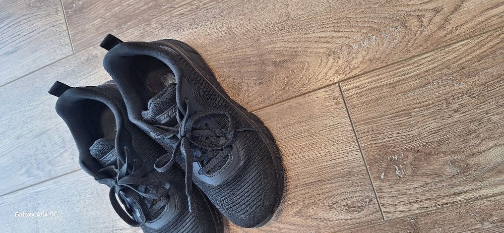 Дамски маратонки SKECHERS