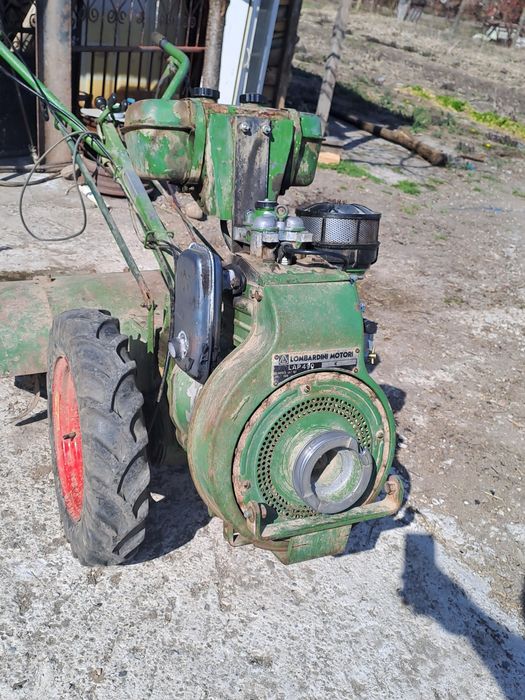 Vând motocultor lombardini lap 490  14 cai benzină pornire la sfoară ușoară