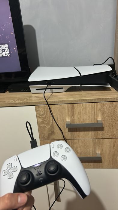 PS5 slim с 1 годинa гаранция