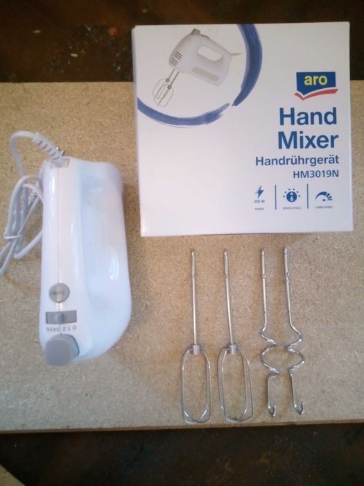 Mixer de mână Aro HM3019N cu accesorii