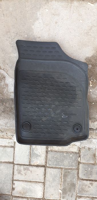 Коврики на Skoda Rapid