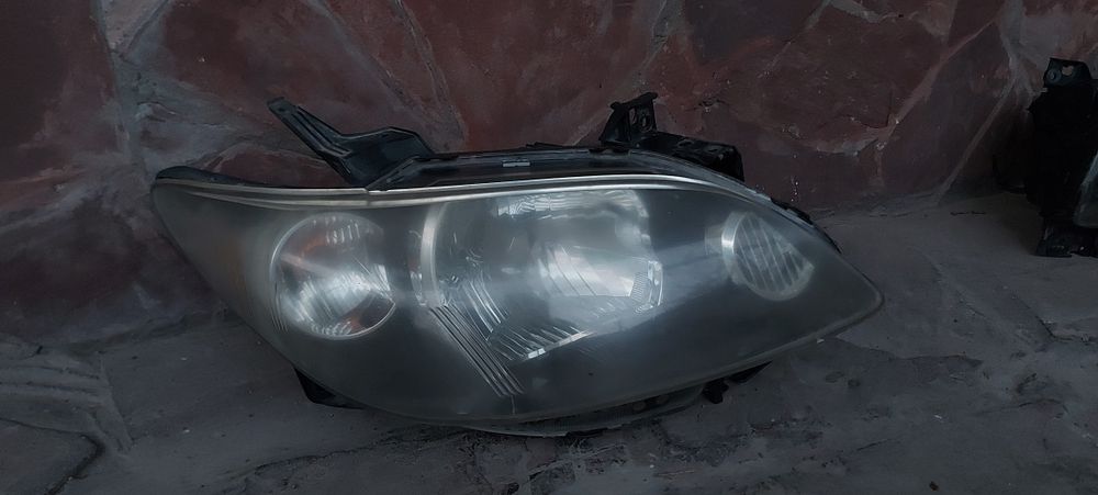 Фары на Mazda MPV