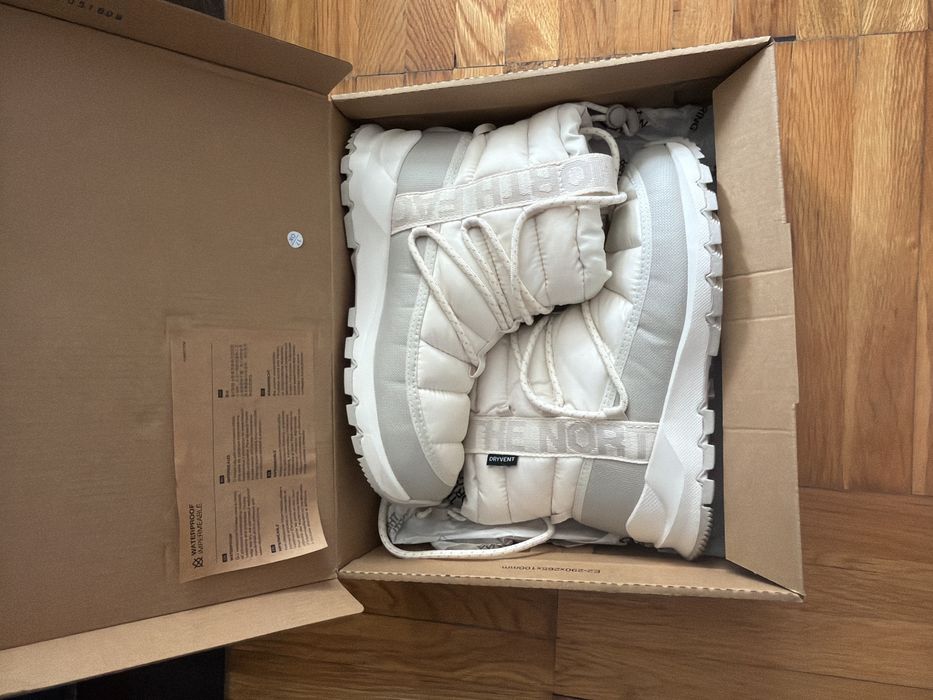 Зимни ботуши The North Face – бели