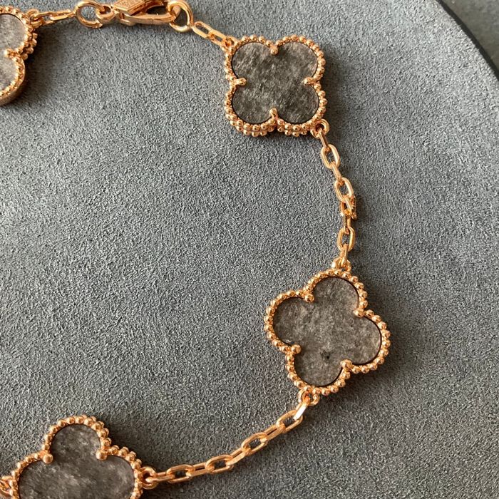 Позлатени гривни 750/18К