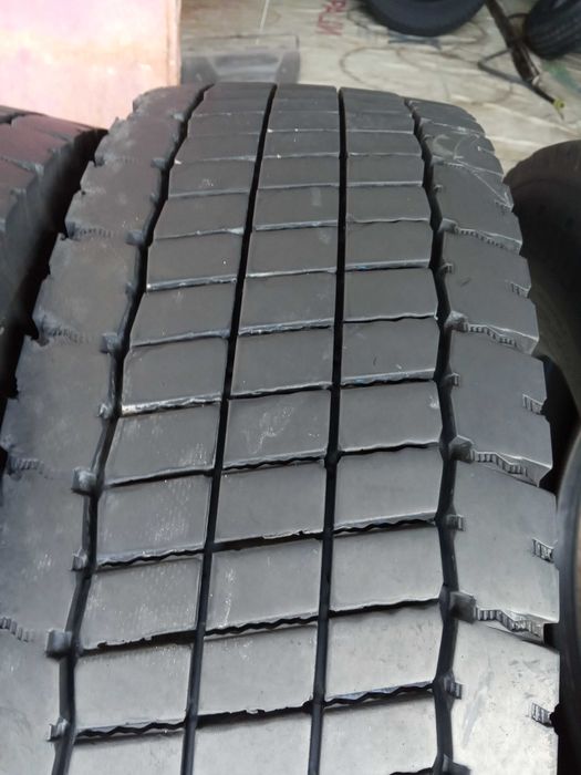 4 тежкотоварни гуми 215/75R17.5 Continental Hybrid LD3 126/124M 12PR