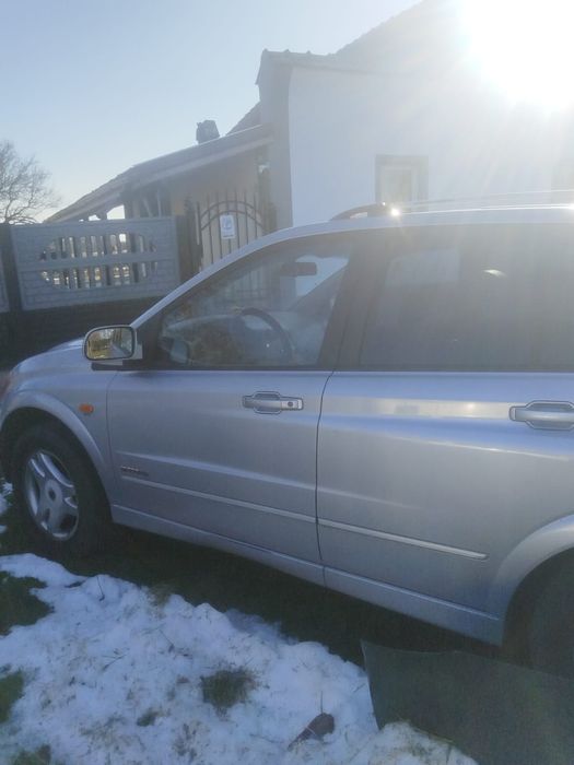 Vând Ssangyong kyron