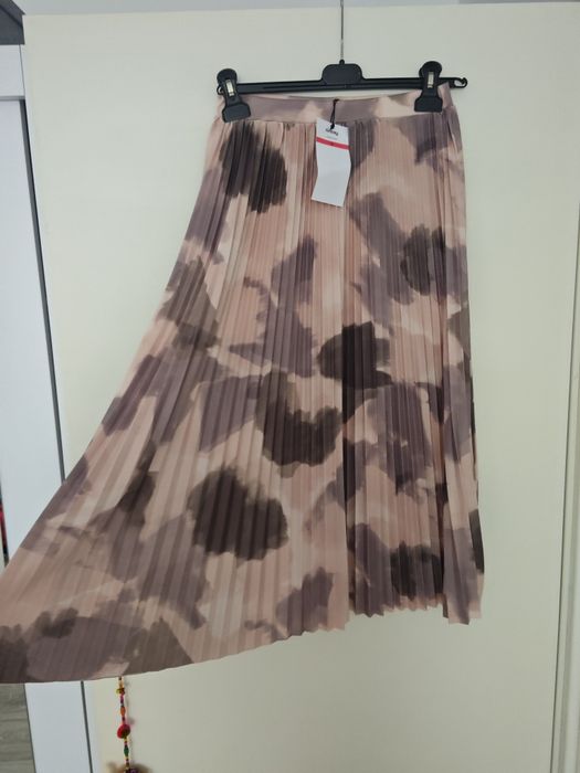 Fustă Sinsey cu etichetă