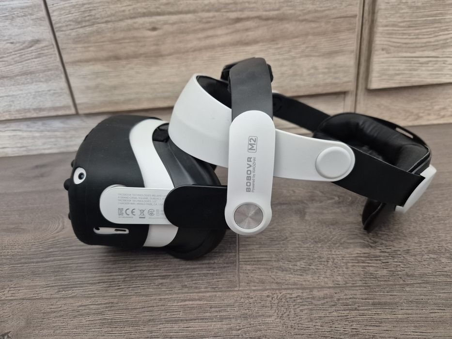 Meta Quest 2 128GB – Set Complet + BobovVR M2 Head Strap + Cablu Link