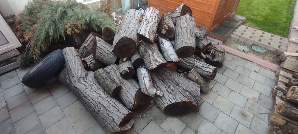 Продавам орех - дървесина / дървен материал