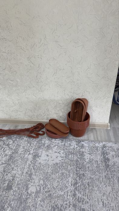 Горшок подвесной и овальный