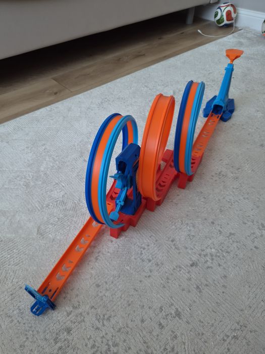 How Wheels Ultra Loop Track