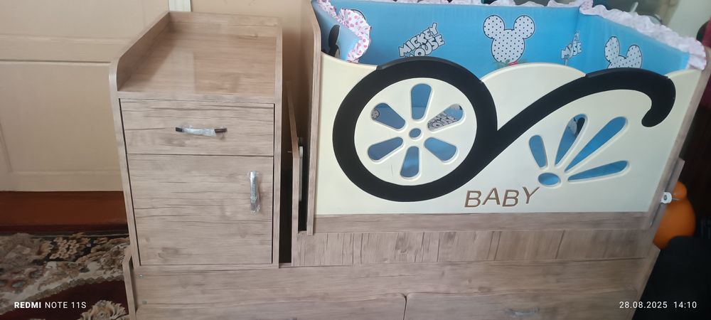 Детиский кроват сотилади