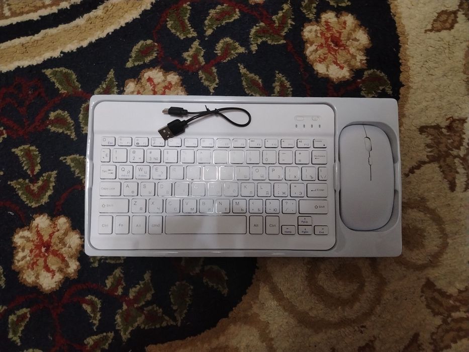 Продаётся клавиатура