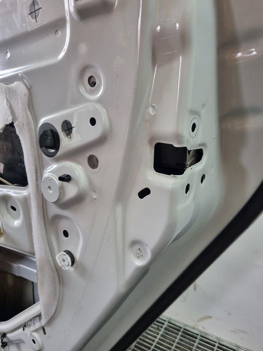 Usa Dreapta Spate Dacia Duster II - 2021 SUV 4 Usi Blanc Glacier OV369 (1519)