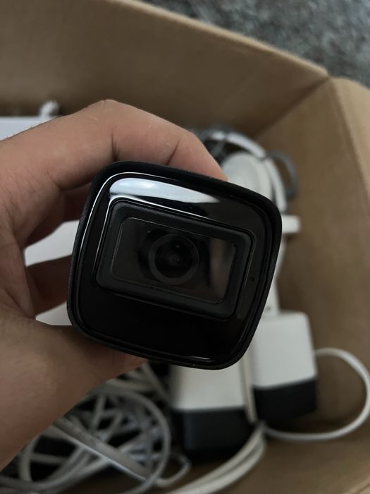 Kit 4 camere IR hikvision de 8MP