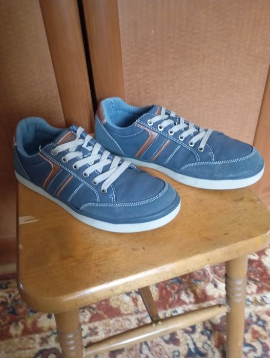 Кроссовки мужские размер 41