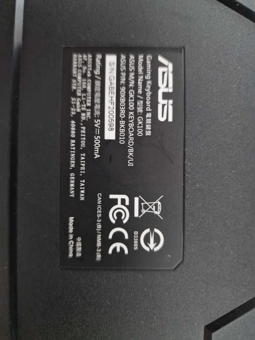 Tastatura gaming Asus in stare foarte buna