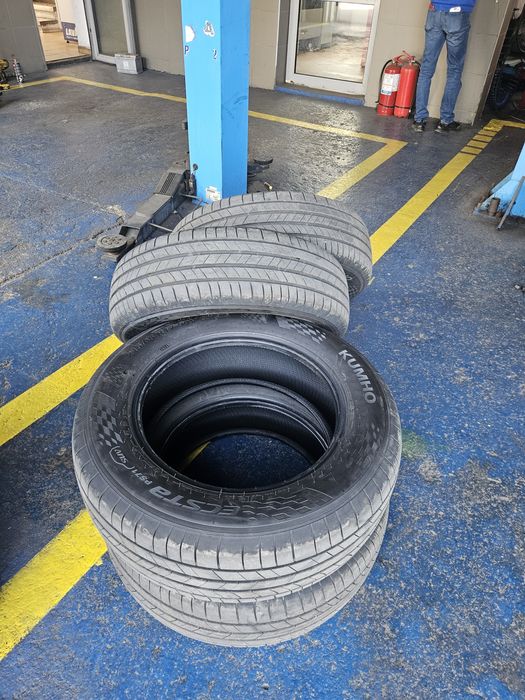 Anvelope Kumho Ecsta 215/65 R17