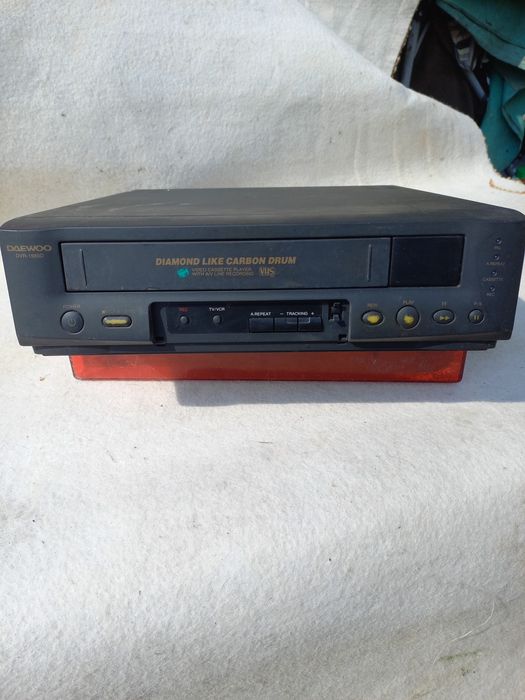 Видеоплеер DAEWOO- DVR-1989D