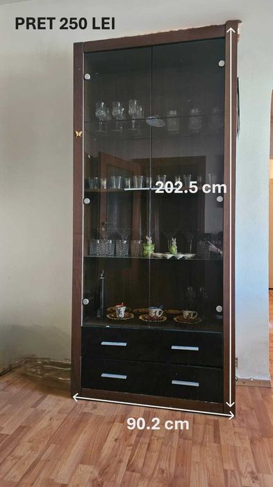 MOBILĂ COMPLETĂ APARTAMENT – SE VINDE TOT! Canapea, Dulapuri, Fotoliu, Masă + multe altele