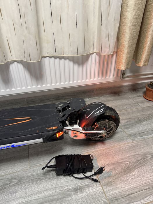 Trotineta Kukiring g2 Master 2024+casca.ochelari