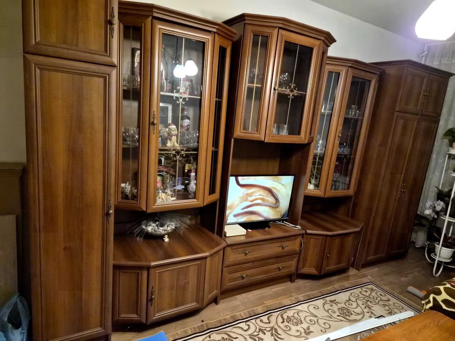 Останаха два витринни модула 200см високи,80см.широки