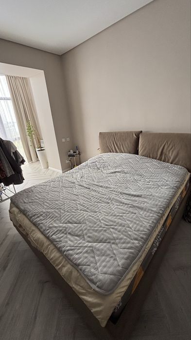 Продам матрас топпер