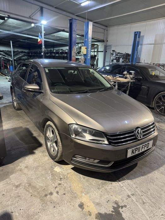 Dezmembrez/Dezmembrari Vw Passat B7 1.6 CAY cutie MYP