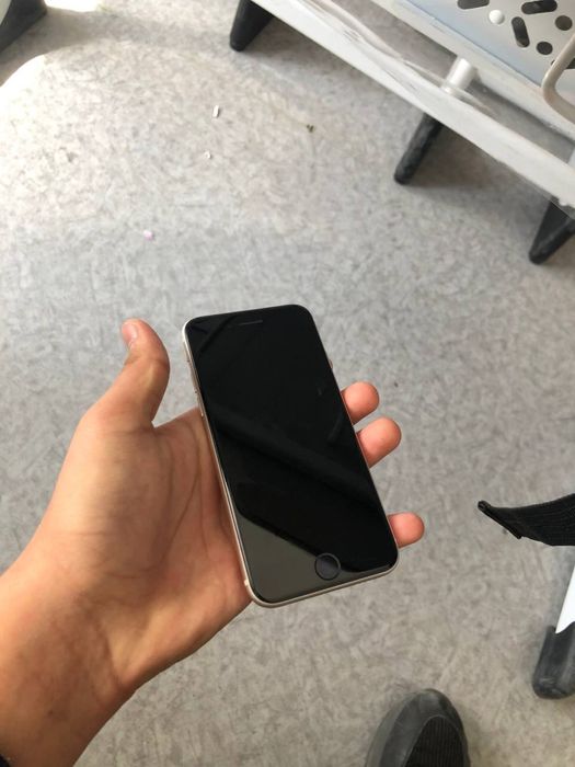 iphone se 3rd gen 2023