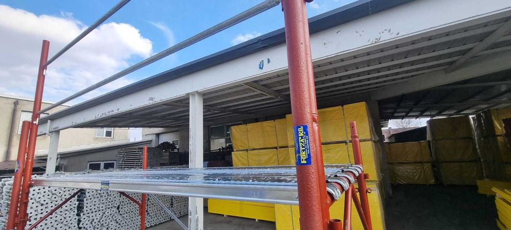 Vand schela metalica noua cu pasul de 1,8 m