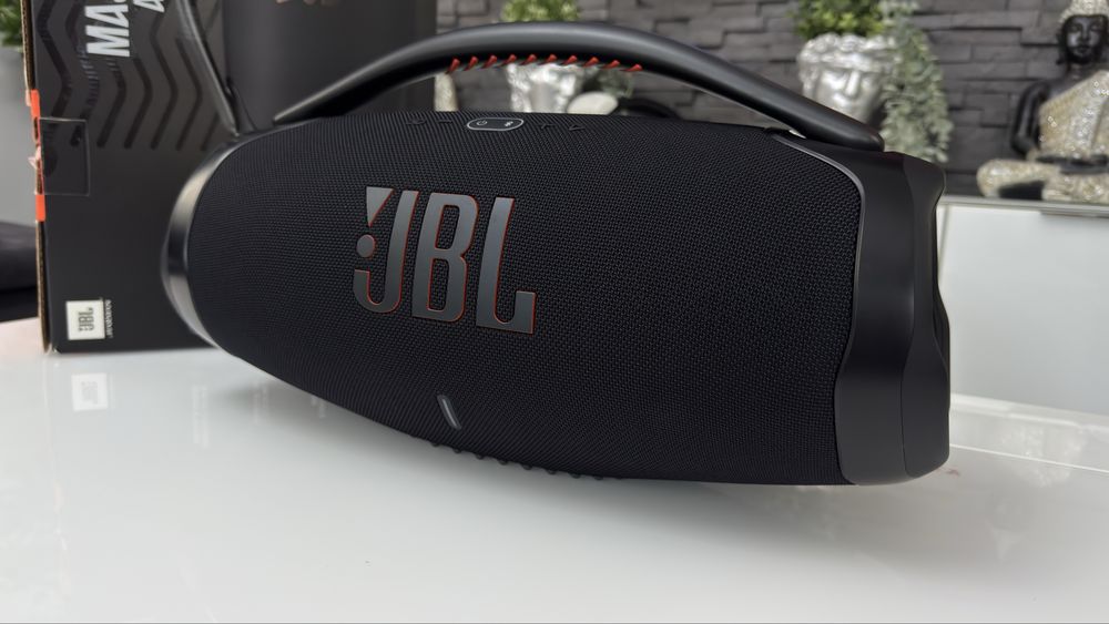 Jbl Boombox 3 in Garantie Impecabila 10/10 ca NOUA cutie accesorii (boxa portabila , sony utl 7 , boombox 4)