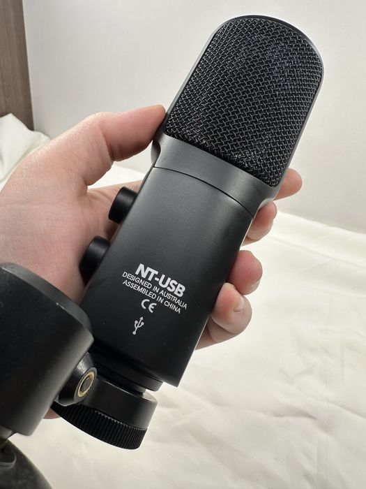 Микрофон RØDE NT-USB, много добро качество звук