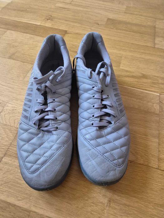 Оригинални маратонки за футзал / зала Nike Lunargato II – Номер 44