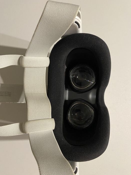 VR шлем Oculus Quest 3S
