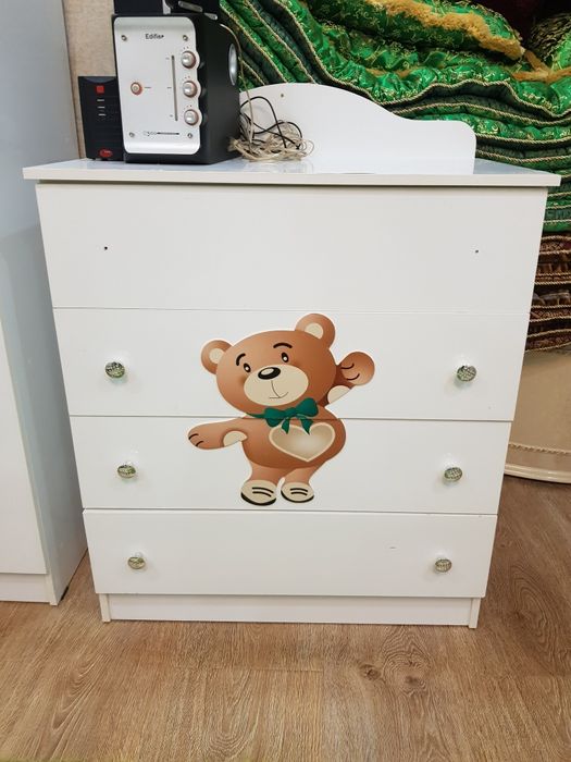 Bolalar mebeli va divanlar