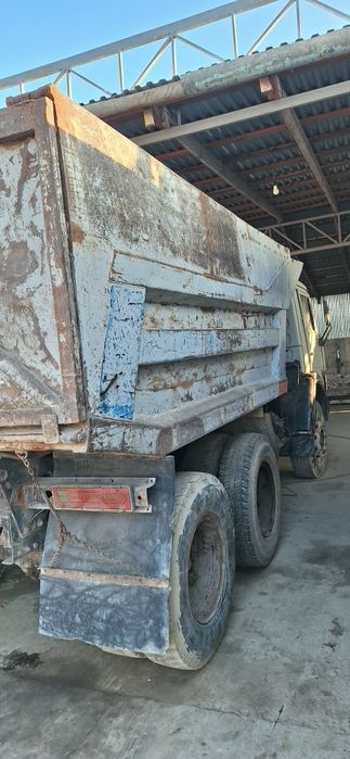 КАМАЗ самосвал...