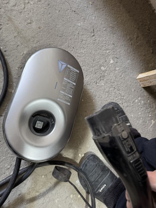 Зарядное устройство (оригинал) на DEEPAL S07