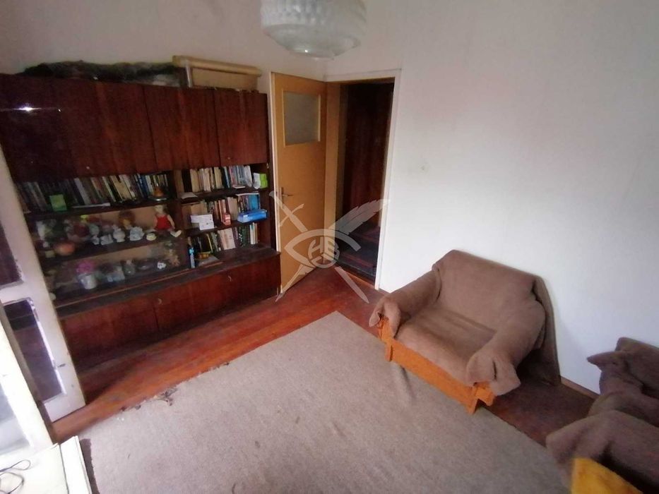 Продава се Къща в Карнобат - 100 кв.м за 940 €/кв.м - Снимка #4