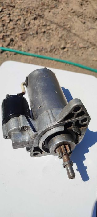 Стартер на Volkswagen T4 продам