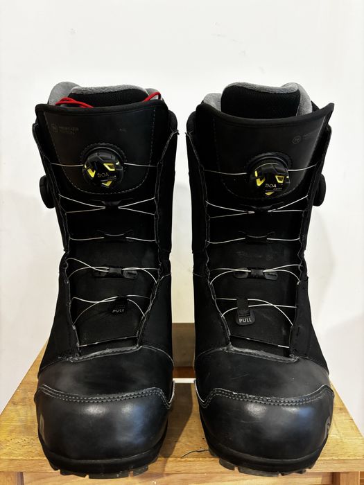 Boots Nidecker Triton