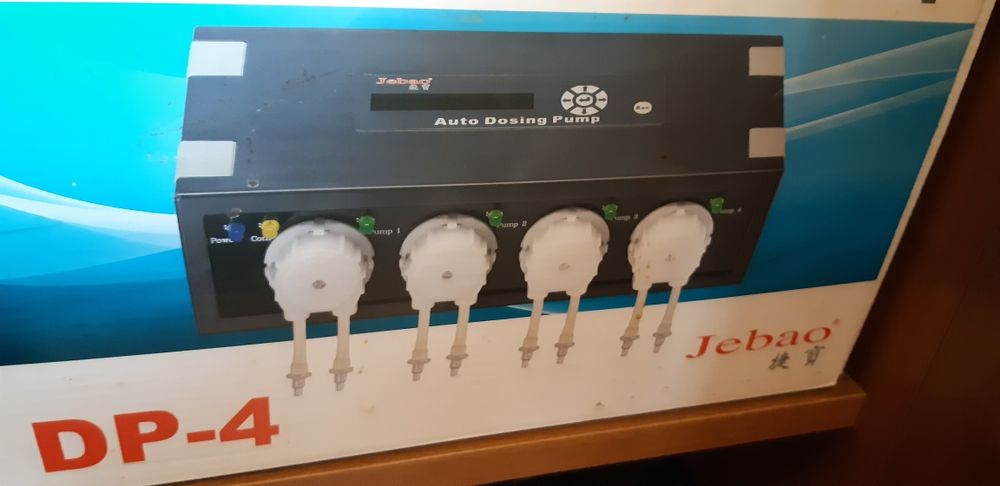 Pompa peristaltica dozare fertilizant acvariu Jebao
