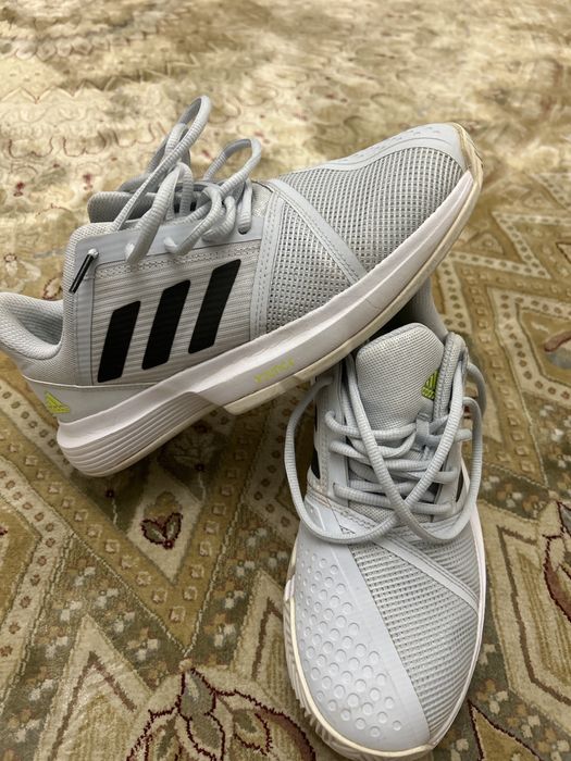 теннисные кроссовки adidas 39 размер