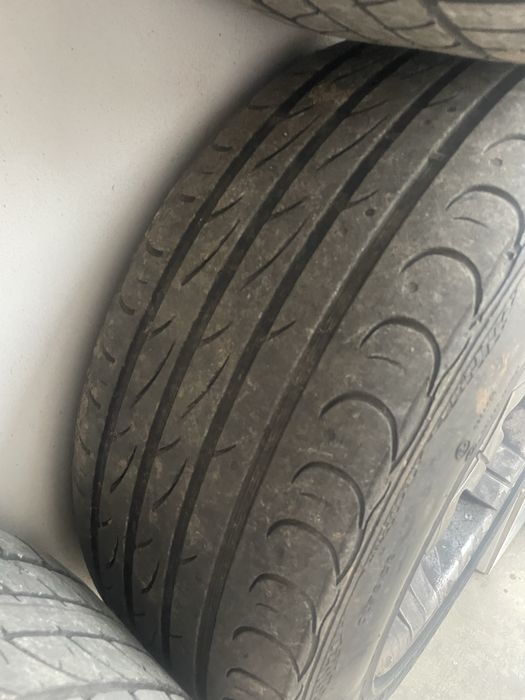 Set 4 roti jante + anvelope pentru suv