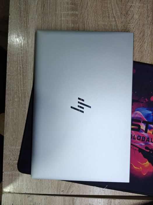 Ноутбук hp i5/ssd