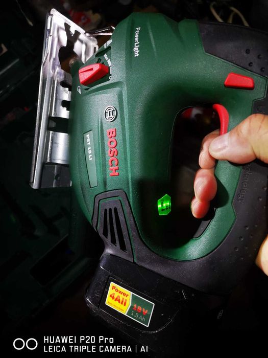 Fierastrau pendular Bosch PST18Li nou