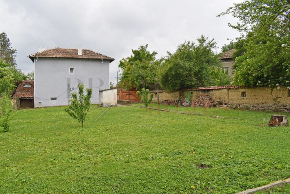 Продава се Къща в с. Стамболово, Област Велико Търново - 150 кв.м за 470 €/кв.м - Снимка #14