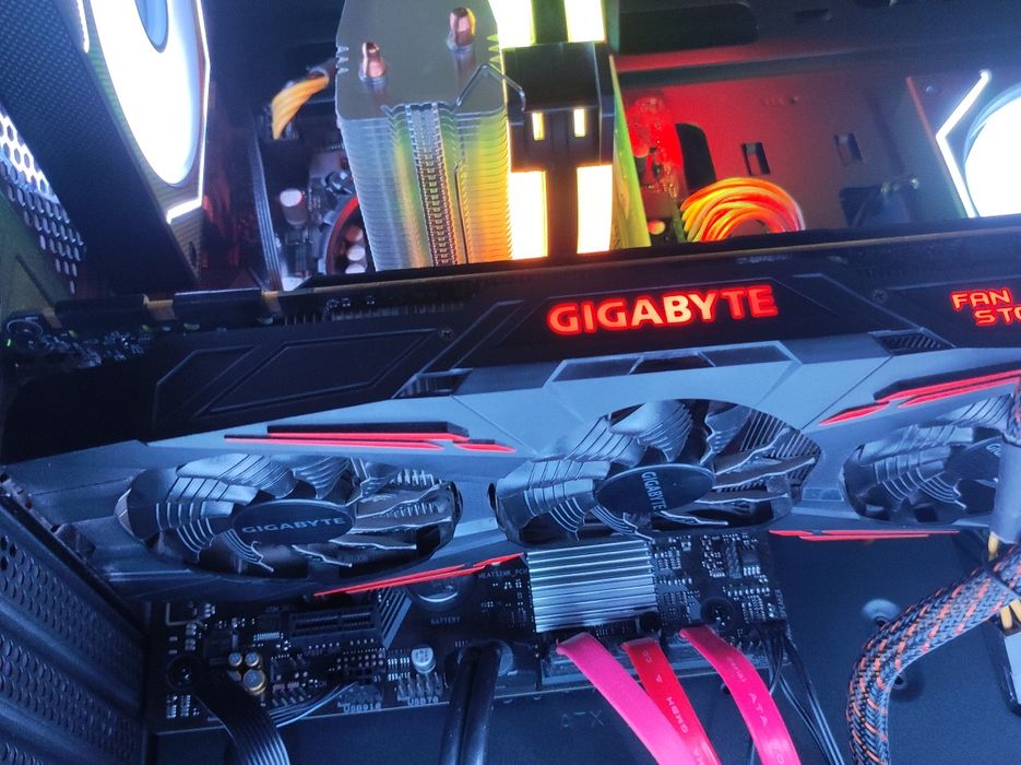 Vand PC I5 9400F, GTX 1070,H310M-K R2.0,16GB Ram+cutii.