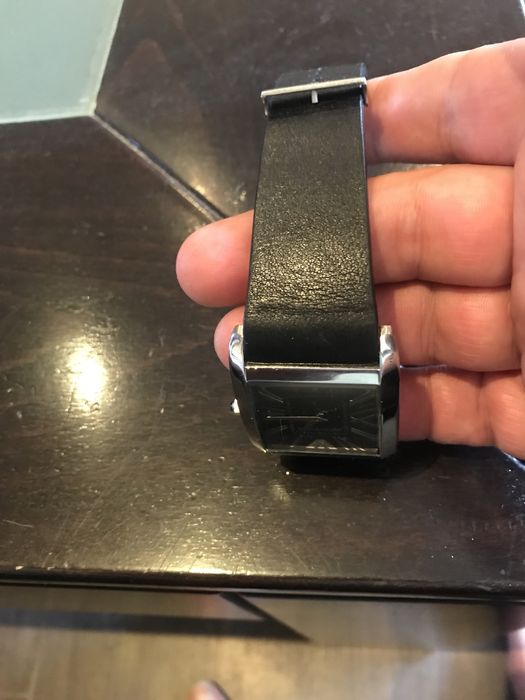 Часовник Армани оригинал