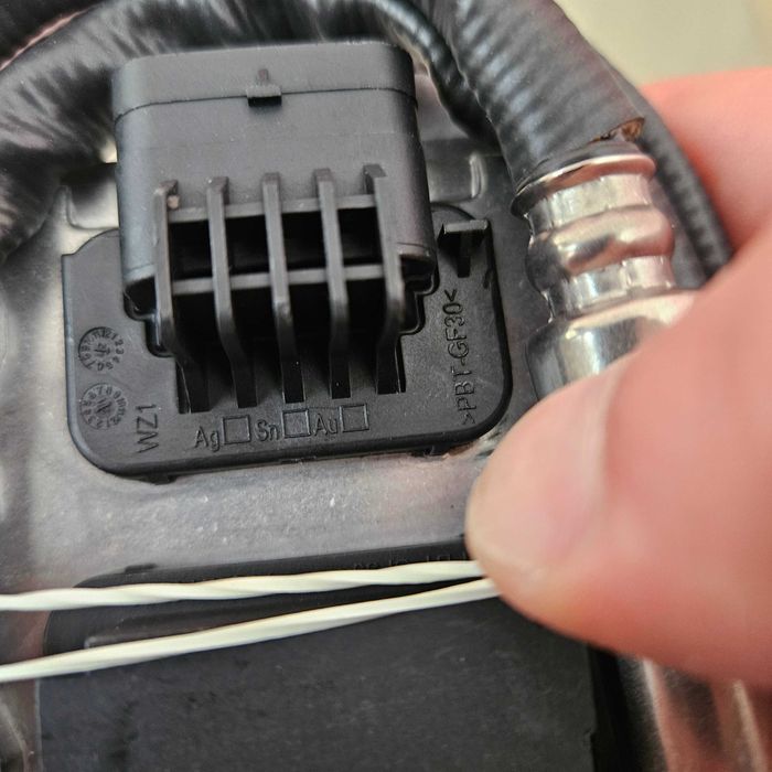 НОВ Mercedes-Benz NOX sensor (AdBlue) made in Germany 480ЛВ. С ДДС