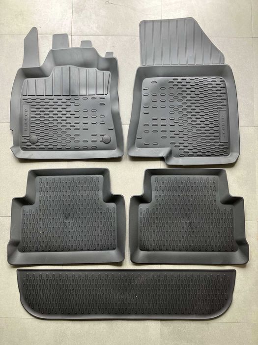 Нови Оригинални гумени стелки DACIA JOGGER от 2022 г.